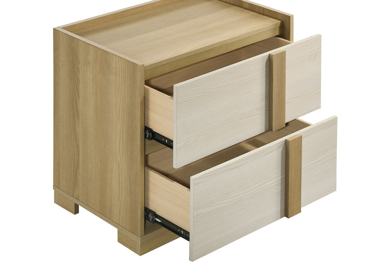 Hyland 4 & 5 Piece Bedroom Set E.King & Queen - My Sweet Home Furniture (Queens, NY)
