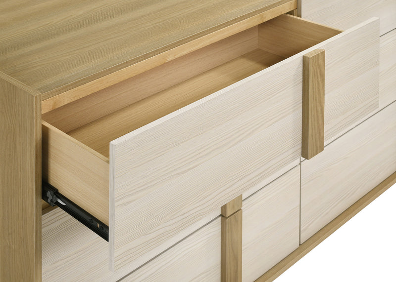 Hyland 4 & 5 Piece Bedroom Set E.King & Queen - My Sweet Home Furniture (Queens, NY)