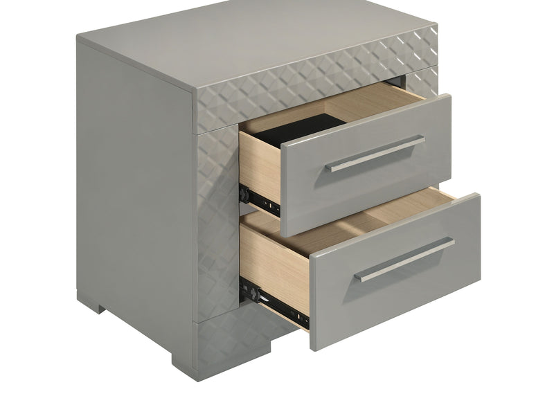Ives 4 & 5 Piece Bedroom Set E.king & Queen White & Grey - My Sweet Home Furniture (Queens, NY)