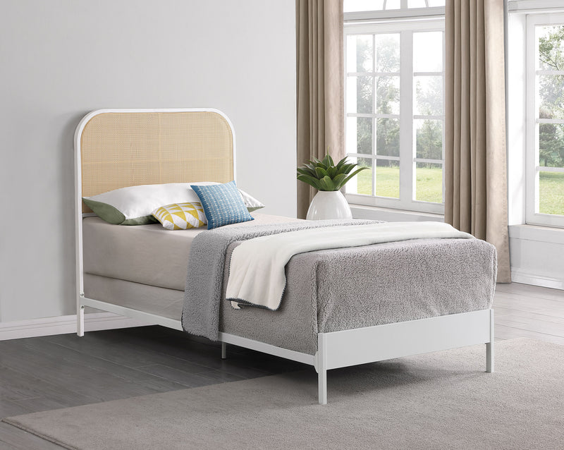 Amherst Eastern King, Queen, Full, & Twin Bed White & Black - My Sweet Home Furniture (Queens, NY)