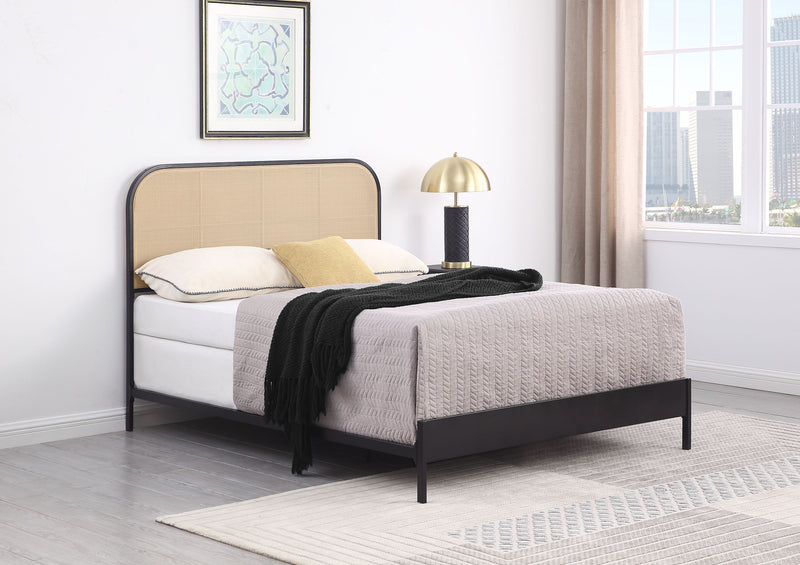 Amherst Eastern King, Queen, Full, & Twin Bed White & Black - My Sweet Home Furniture (Queens, NY)