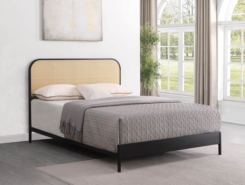 Amherst Eastern King, Queen, Full, & Twin Bed White & Black - My Sweet Home Furniture (Queens, NY)