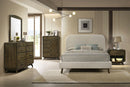 Heswall E.King Bed