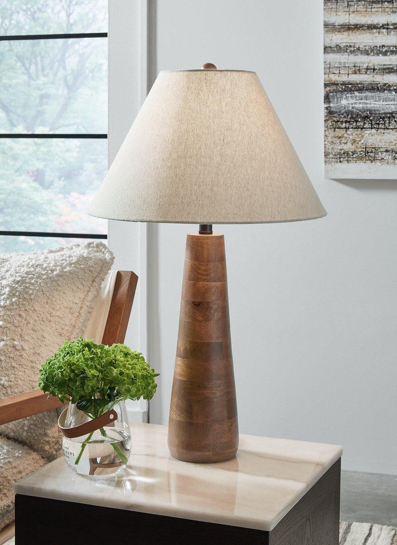 Danset Table Lamp