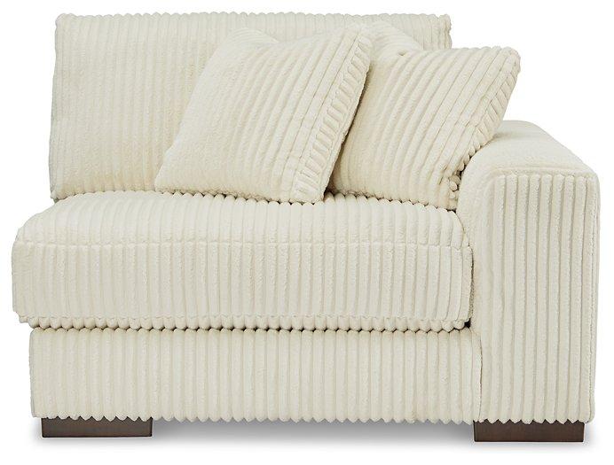 Lindyn Sectional - My Sweet Home Furniture (Queens, NY)