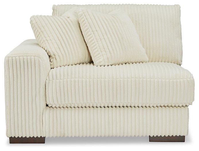 Lindyn Sectional - My Sweet Home Furniture (Queens, NY)