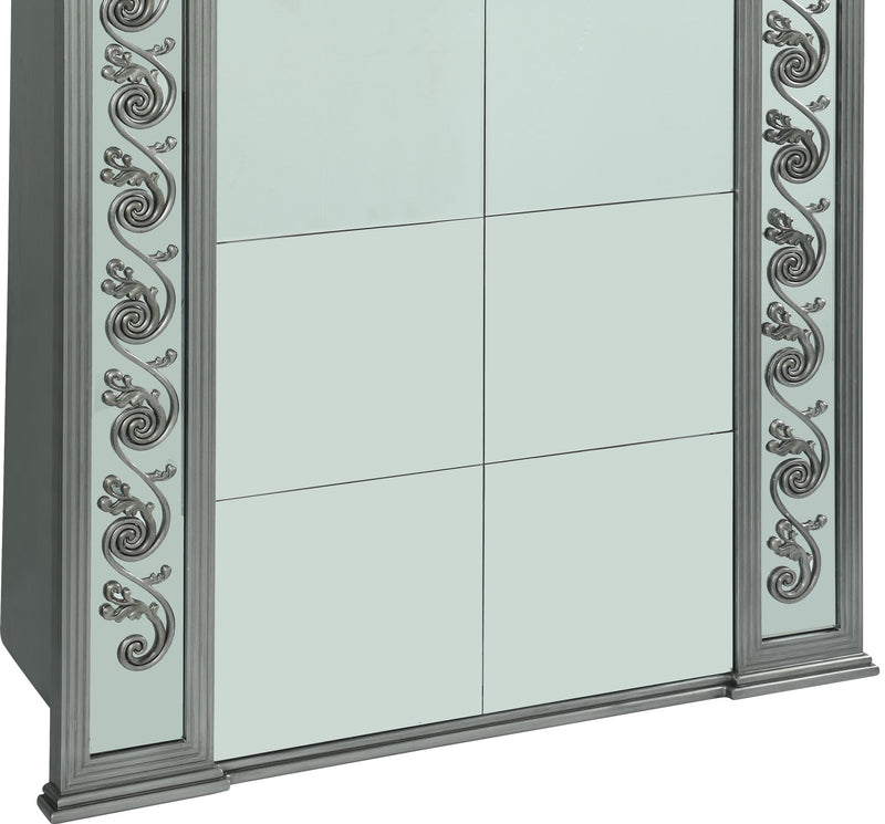 Astrid Modern Style Mirror with Metal Finish