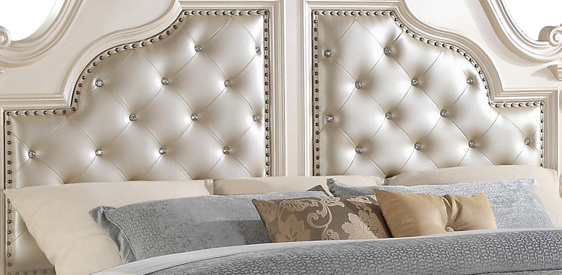 Victoria Traditional Style Queen Bed in Off-White finish Wood - My Sweet Home Furniture (Queens, NY)