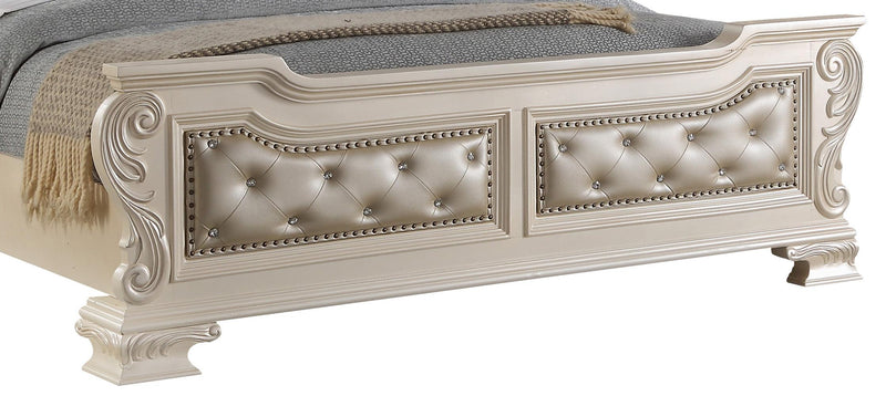 Victoria Traditional Style Queen Bed in Off-White finish Wood - My Sweet Home Furniture (Queens, NY)