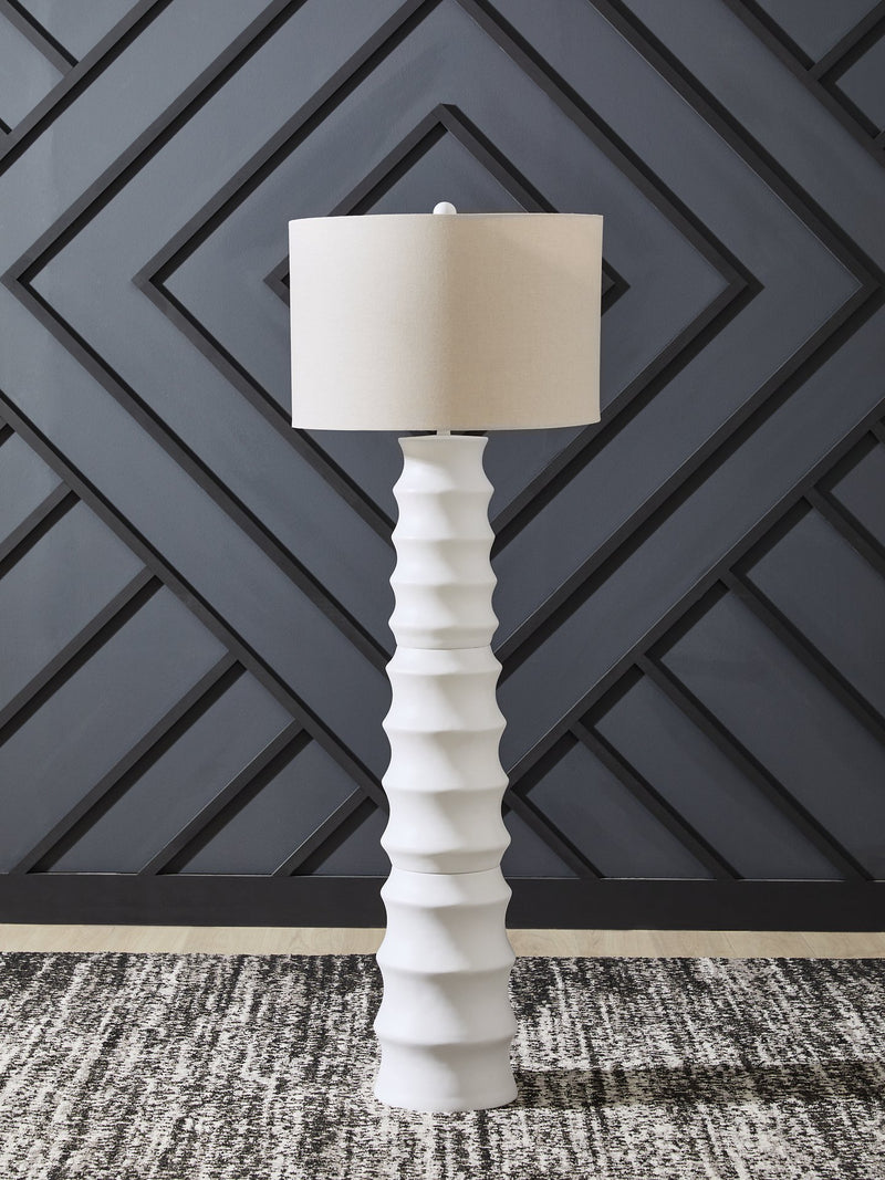 Veraleigh Floor Lamp - My Sweet Home Furniture (Queens, NY)