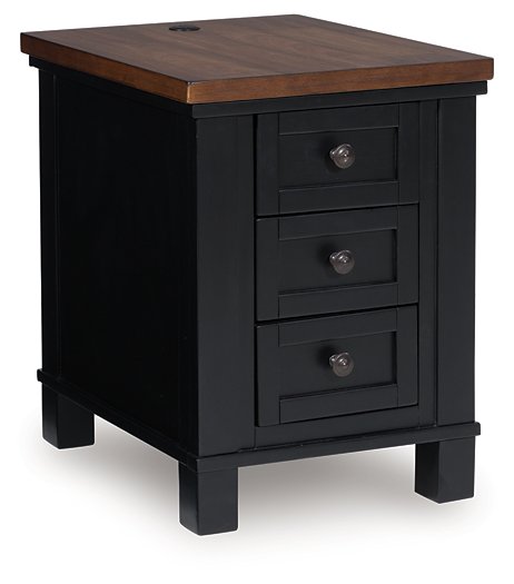 Wildenauer Chairside End Table - My Sweet Home Furniture (Queens, NY)