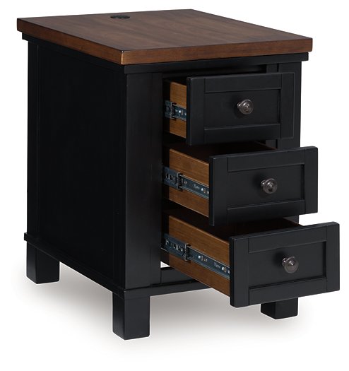 Wildenauer Chairside End Table - My Sweet Home Furniture (Queens, NY)