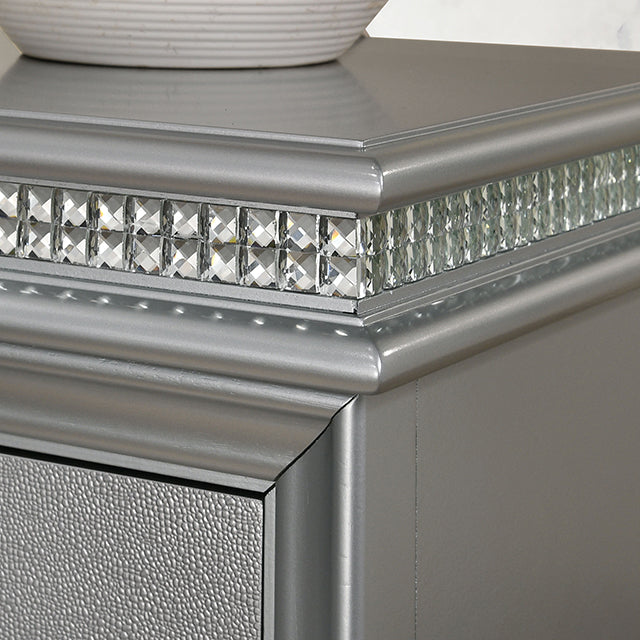 Maddie Bed White & Silver