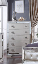 Cosmos Gloria Chest in Pearl image